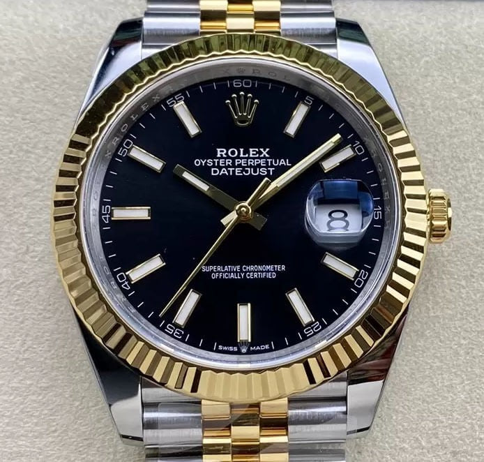 Fábrica Clean - Rolex Datejust M126333-0014 Mostrador Preto Tamanho 41mm