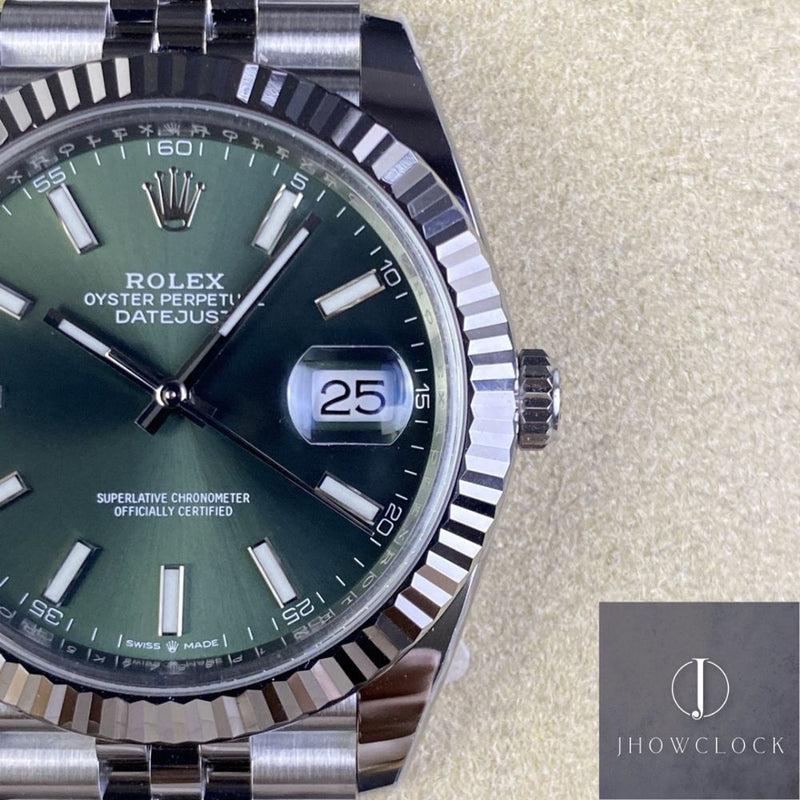 Fábrica Clean - Rolex Datejust M126334-0028 Verde Oliva Tamanho do Mostrador 41mm