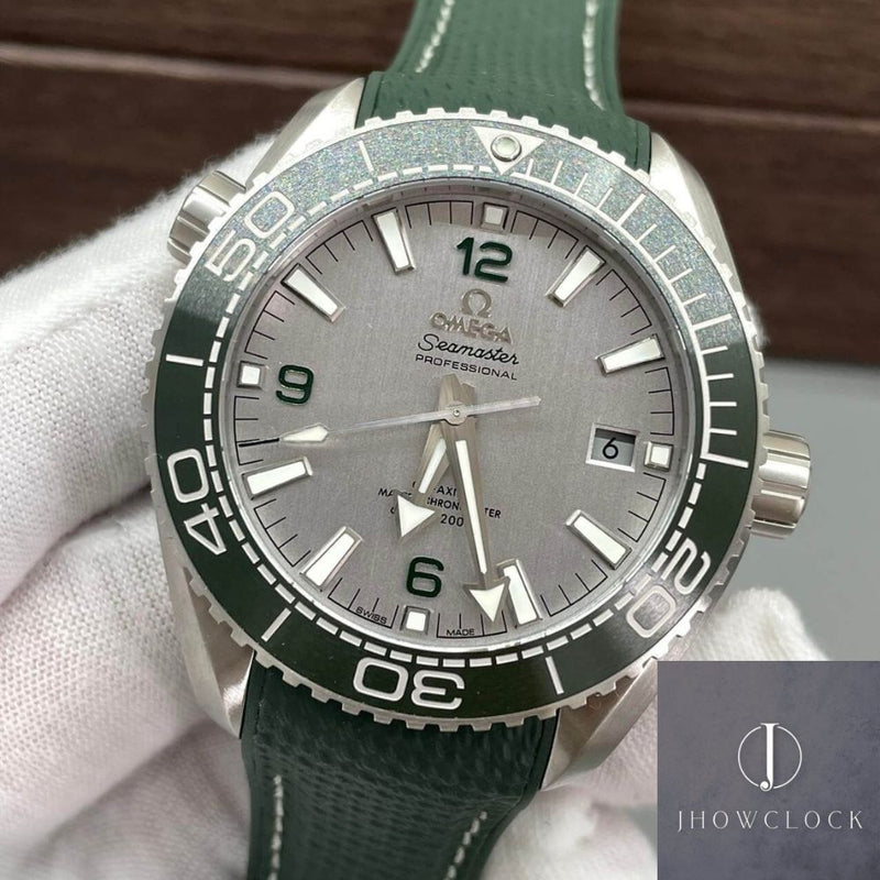 Fábrica VS - Omega  Seamaster Diver 600M 215.32.44.21.06.001 Mostrador Cinza