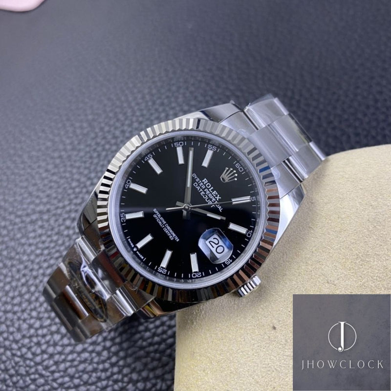 Fábrica Clean - Rolex Datejust M126334-0017 Mostrador Preto Tamanho 41mm