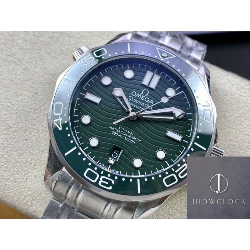 Fábrica VS - Omega Seamaster Diver 300M 210.30.42.20.10.001 Mostrador Verde