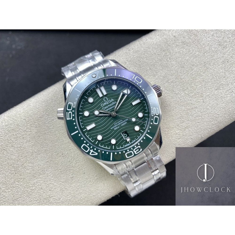Fábrica VS - Omega Seamaster Diver 300M 210.30.42.20.10.001 Mostrador Verde