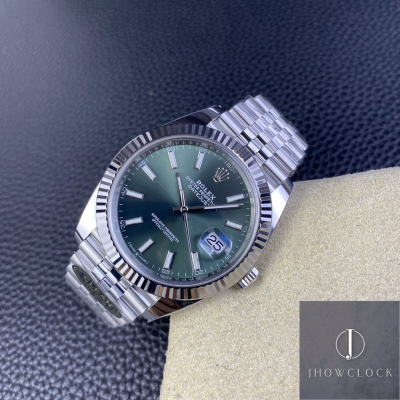 Fábrica Clean - Rolex Datejust M126334-0028 Verde Oliva Tamanho do Mostrador 41mm