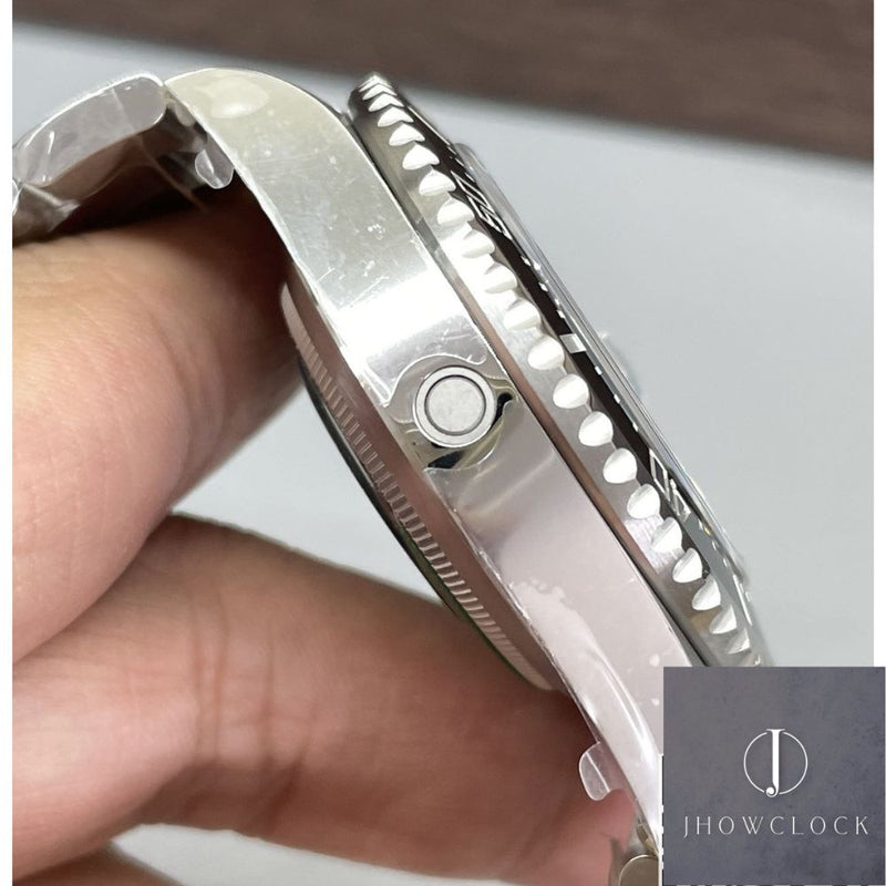 Fábrica Clean - Rolex Sea-Dweller M126600-0002 Tamanho 43mm