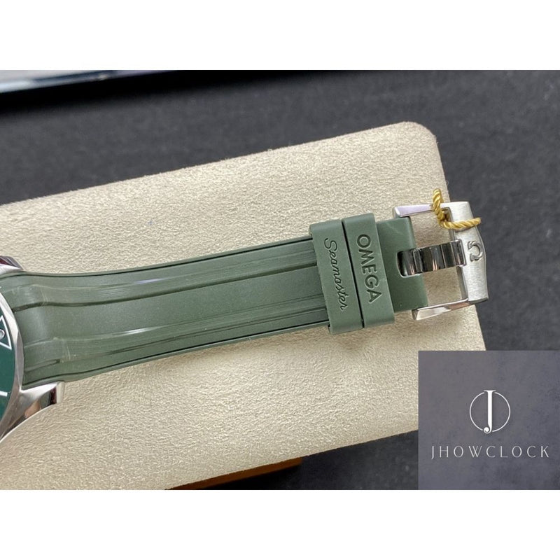 Fábrica VS - Omega  Seamaster Diver 300M 210.32.42.20.10.001 Pulseira de borracha verde