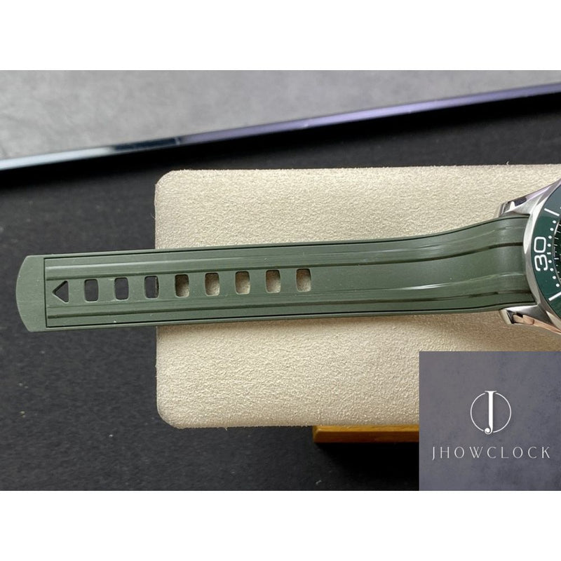 Fábrica VS - Omega  Seamaster Diver 300M 210.32.42.20.10.001 Pulseira de borracha verde