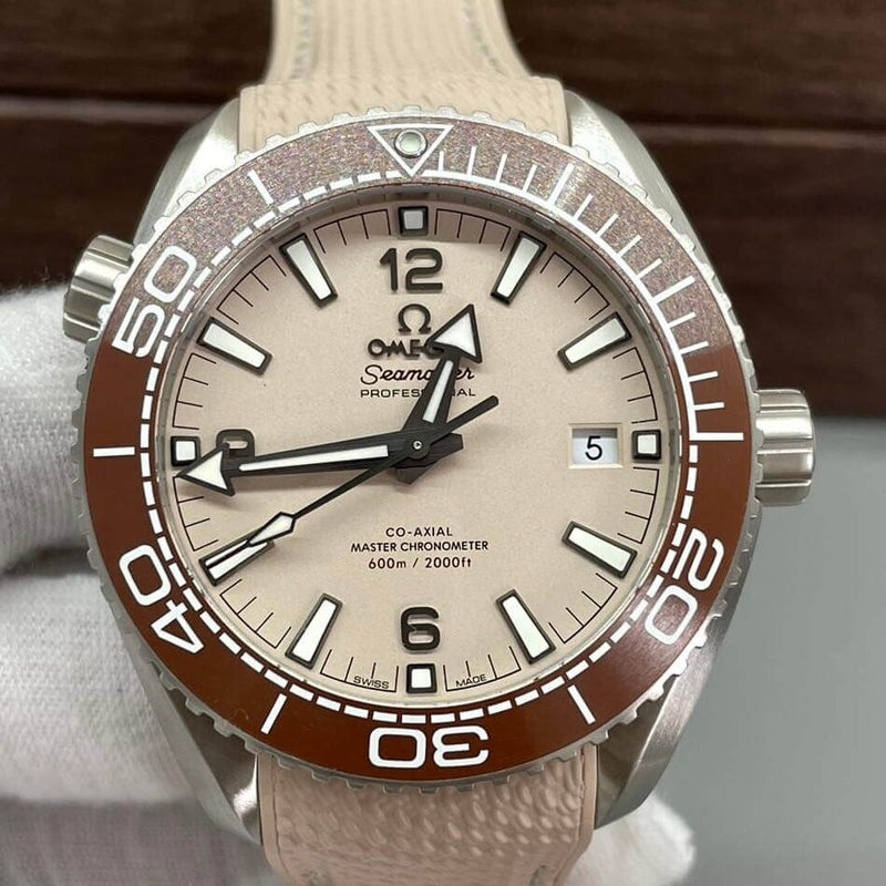 Fábrica VS - Omega  Seamaster Diver 600M 215.32.44.21.09.001 Mostrador Bege