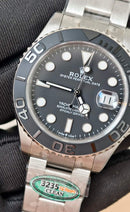 Rolex Yacht Master M226627-0001 em titânio, tamanho 42mm, novo e impecável de fábrica.