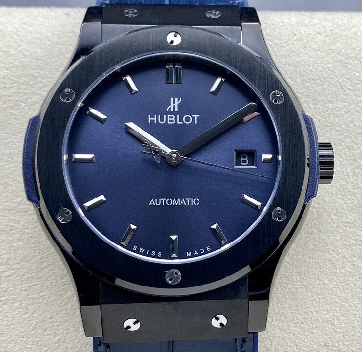 Fábrica HB - Hublot Classic Fusion 511.CM.7170.LR Mostrador Azul Preto Cerâmico